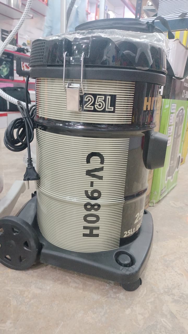 HITACHI VACUUM CLEANER CV-980H